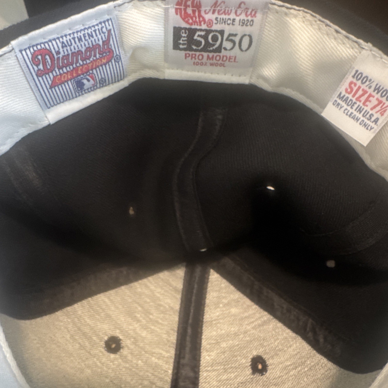 Chicago White Sox Autographed Hat Black Frank Thomas