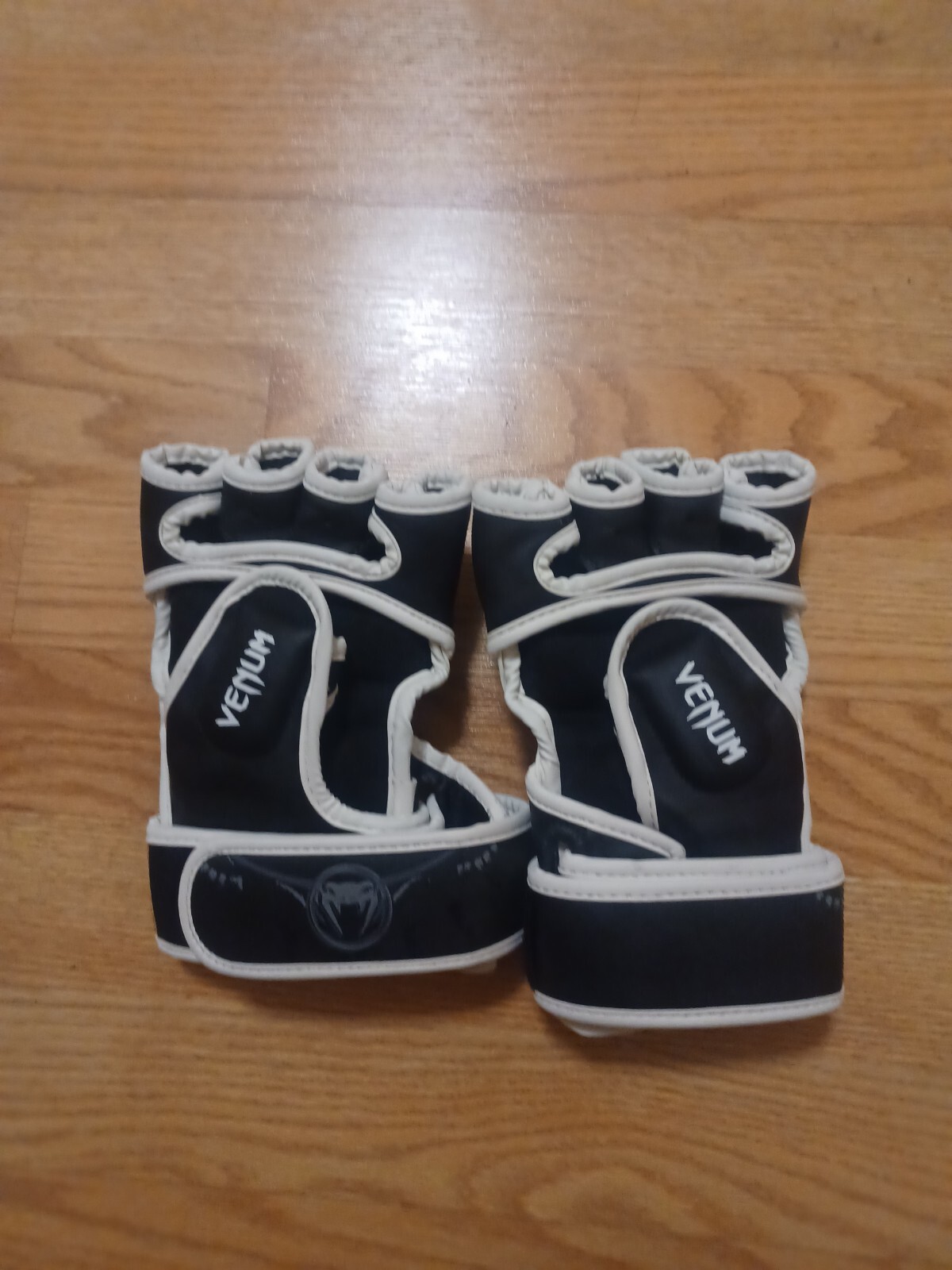Venum Gladiator 3.0 Training MMA Gloves - Black/White