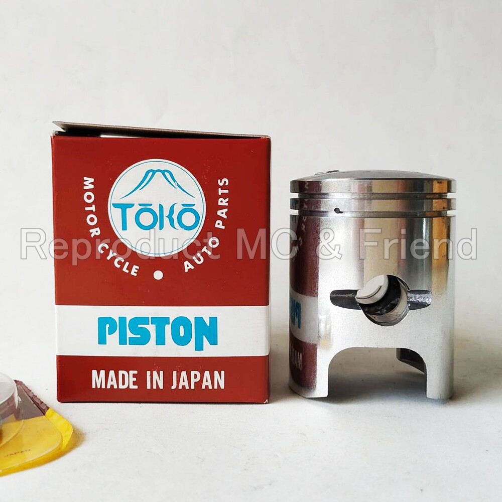 Kawasaki KD100 KE100 KH100 KM100 KV100 Piston + Rings Set Oversize 0.50 (Japan)