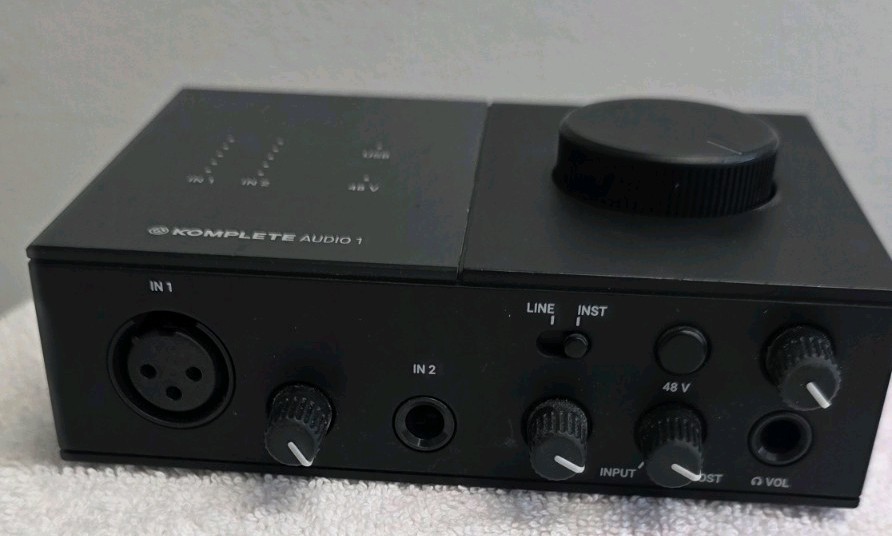 Native Instruments Komplete Audio 1 USB 2-Channel Audio Interface
