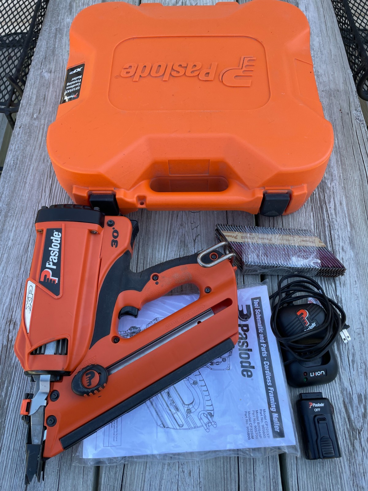 PASLODE CF325XP , COMPLETE AND READY TO GO, CORDLESS FRAMING NAILER (905600)