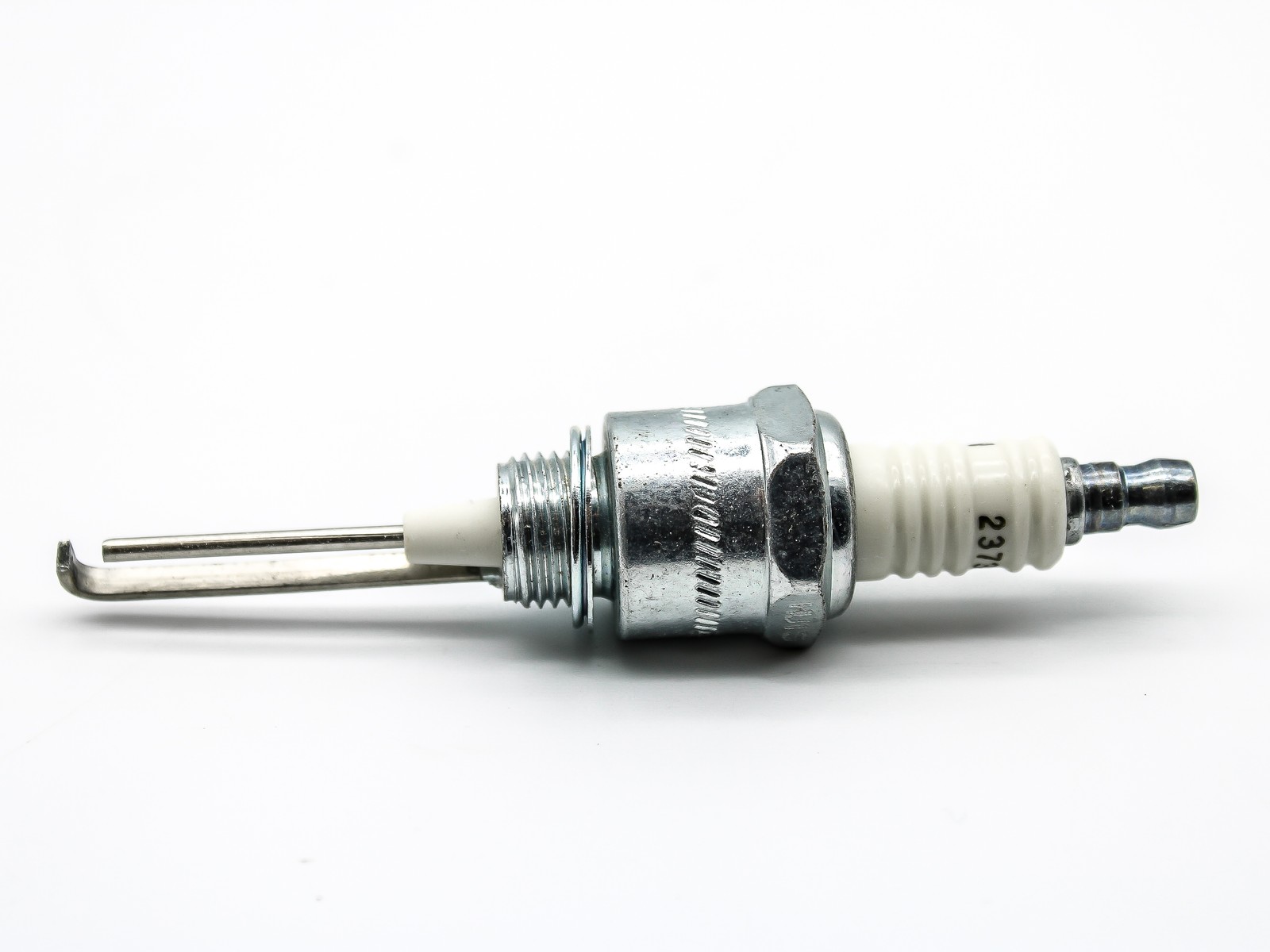 23739 Maxon Maxon Spark Plug OEM 23739