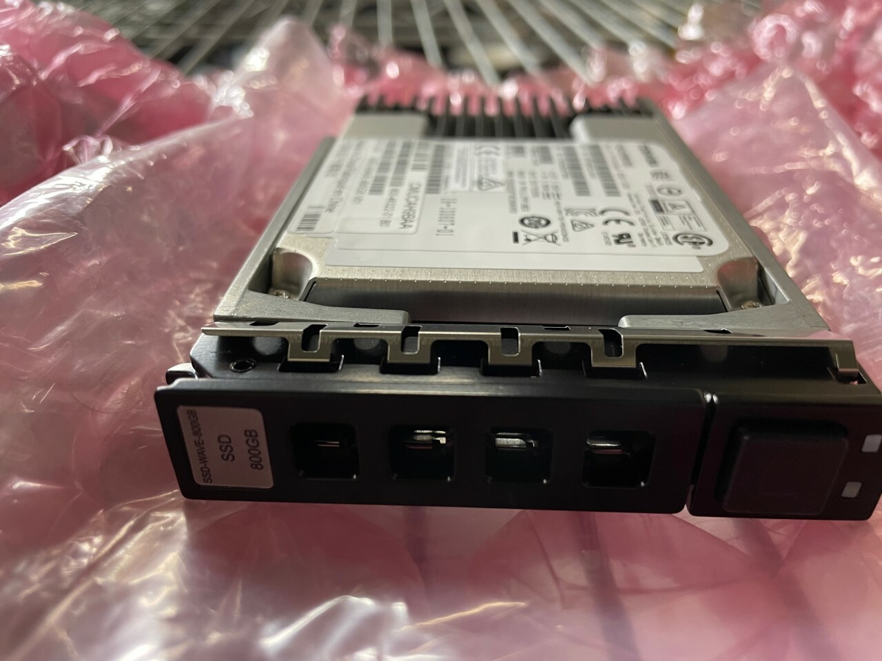 CISCO SSD-WAVE-800GB 800GB SSD FOR CISCO WAVE 8541 800-46322-01 CMUCAH9BAA