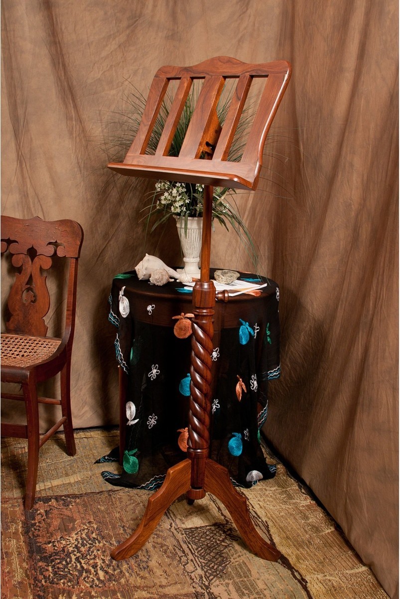 Roosebeck Single Tray Spiral Music Stand