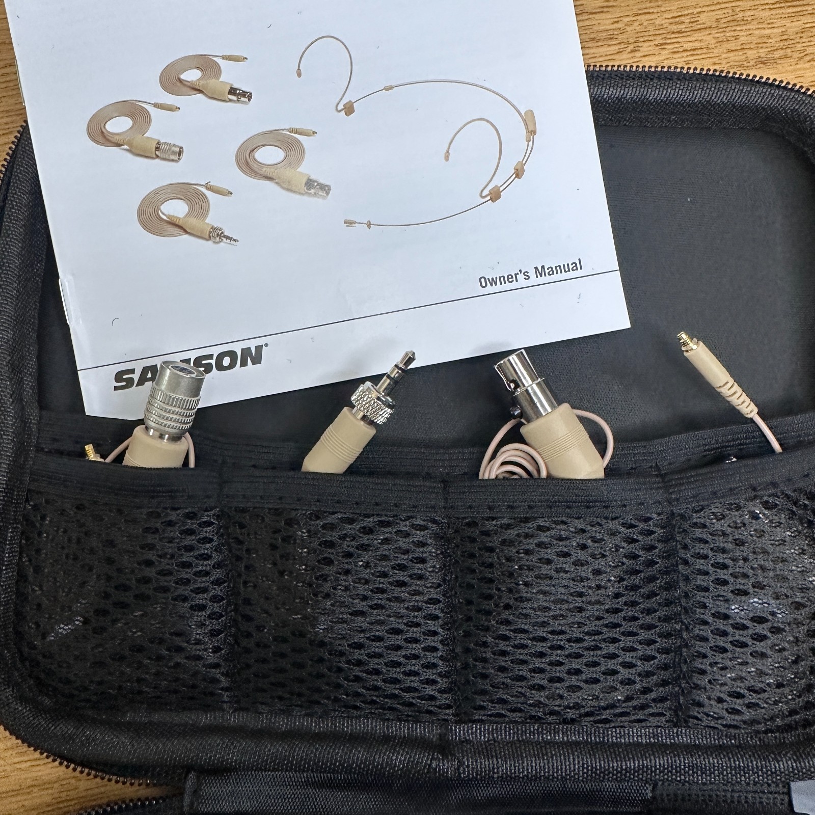 Samson DE50x Headset Microphone Beige Omnidirectional New Open Box w/ Case