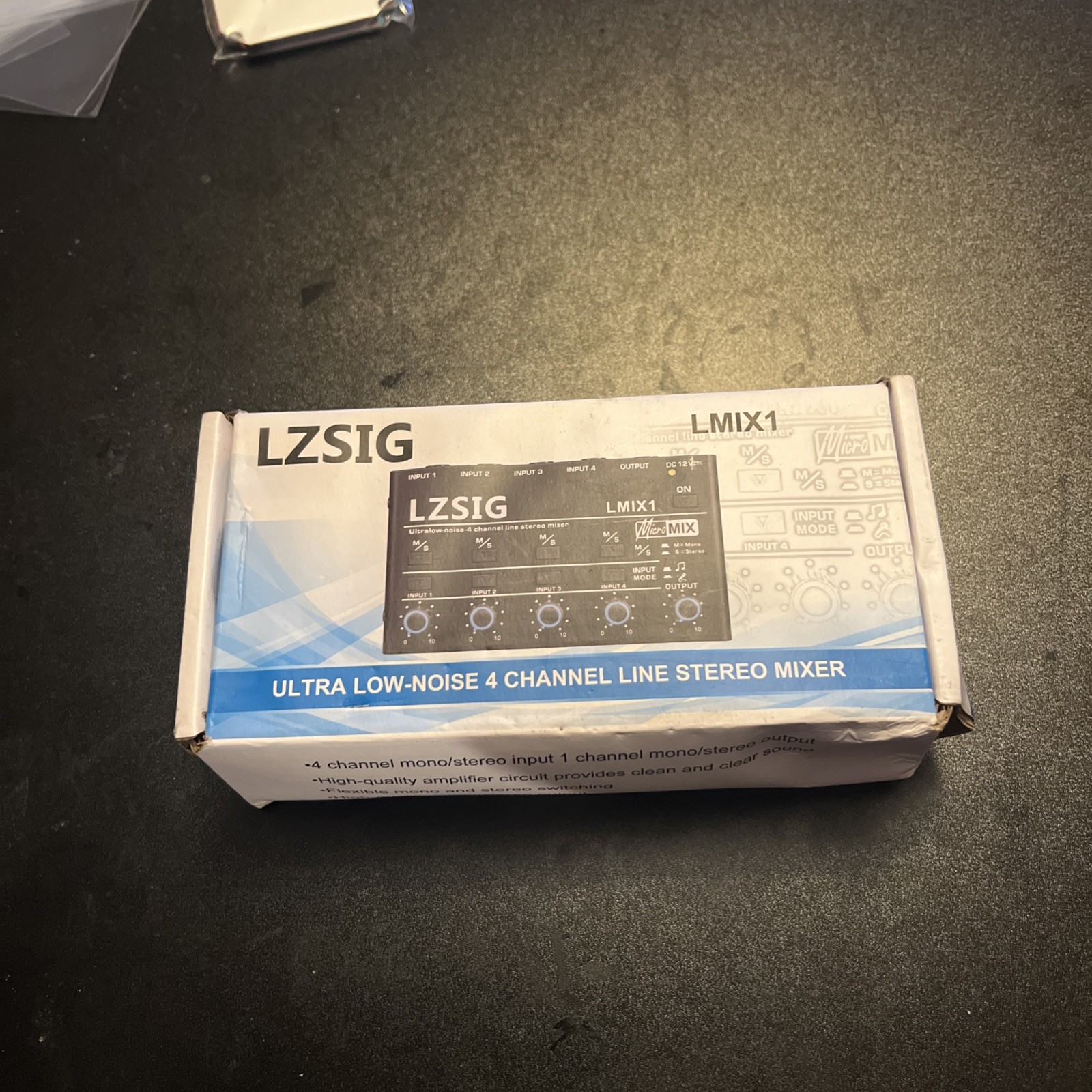 New in Open Box LZSIG LMIX1 Mini 4 Channel Line Stereo Audio Mixer