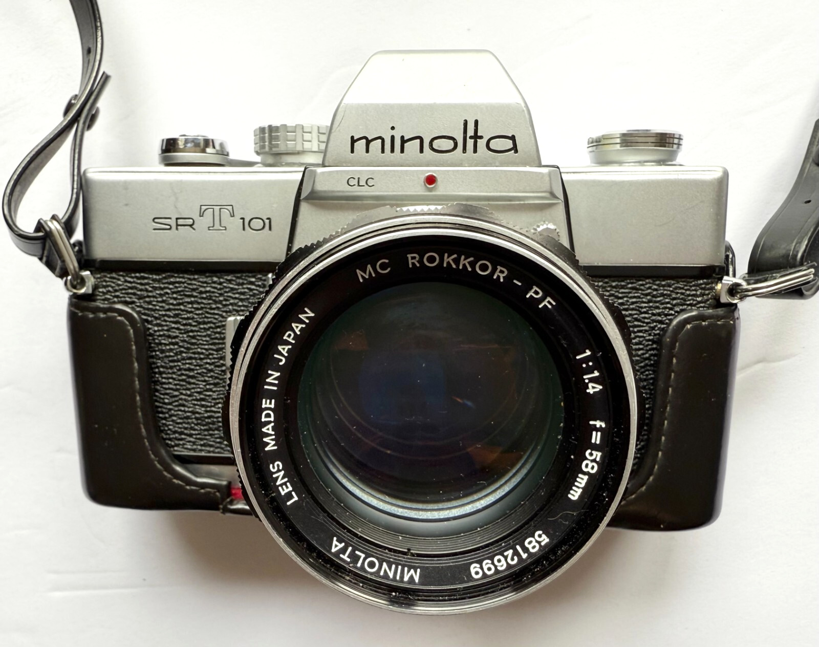 EXCELLENT MINOLTA SRT101 BLACK SLR 35mm FILM CAMERA WITH AUTO ELECTROFLASH JAPAN