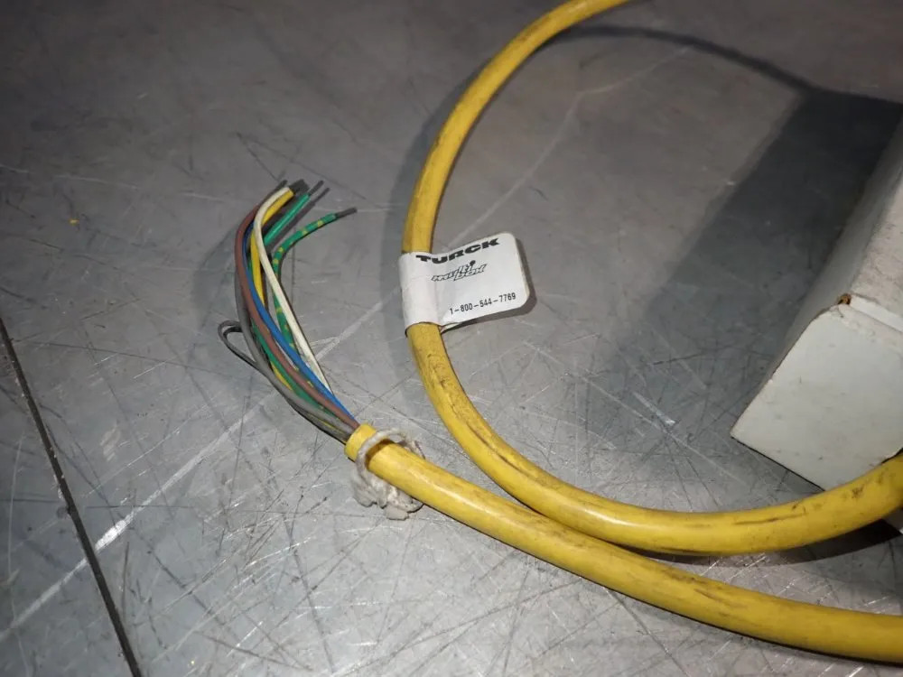 TURCK VB 40-P7X5-1 ELECTRICAL CABLE 04200601035