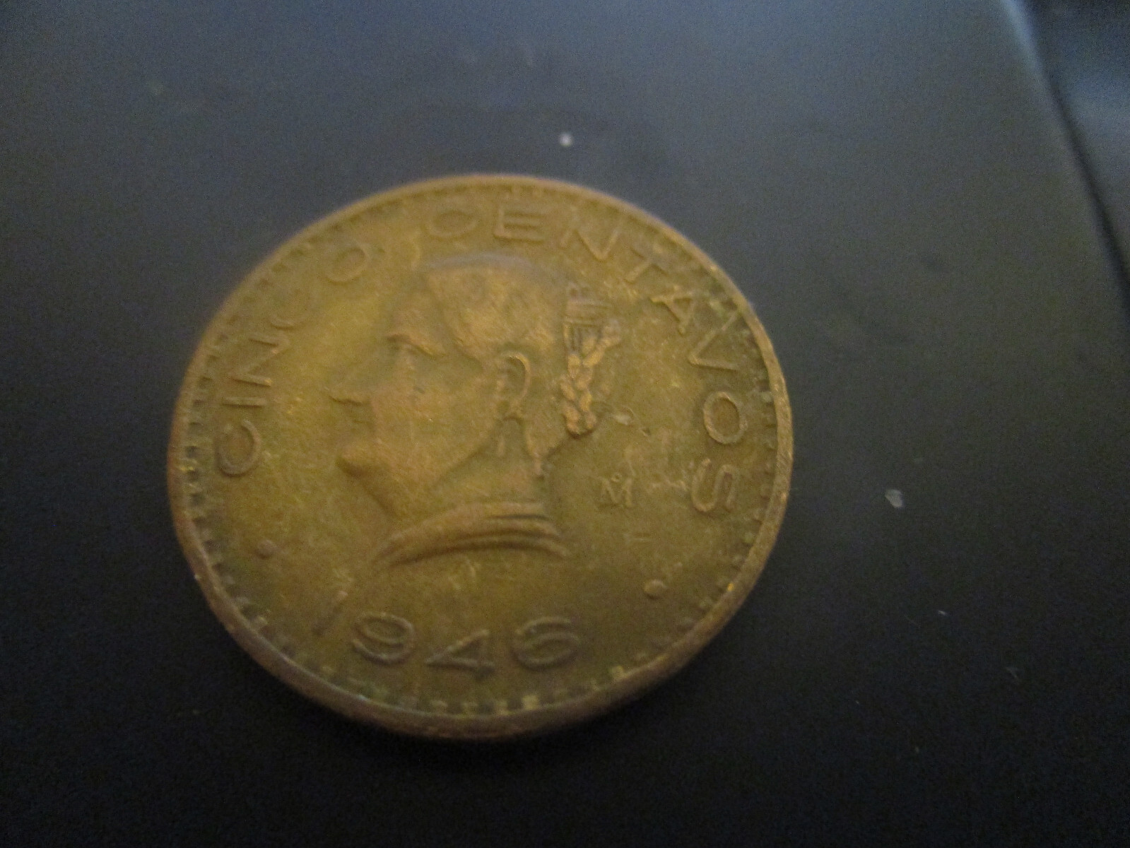 CIRCULATED 1946 5 CENTAVOS MEXICAN