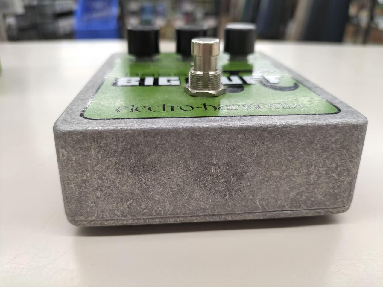 ELECTRO-HARMONIX BASS BIG MUFF Effects Pedal