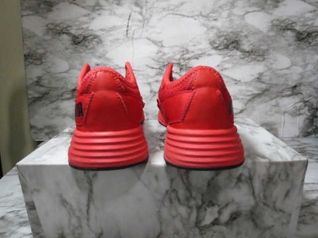 Red Puma Sz 4C No Laces