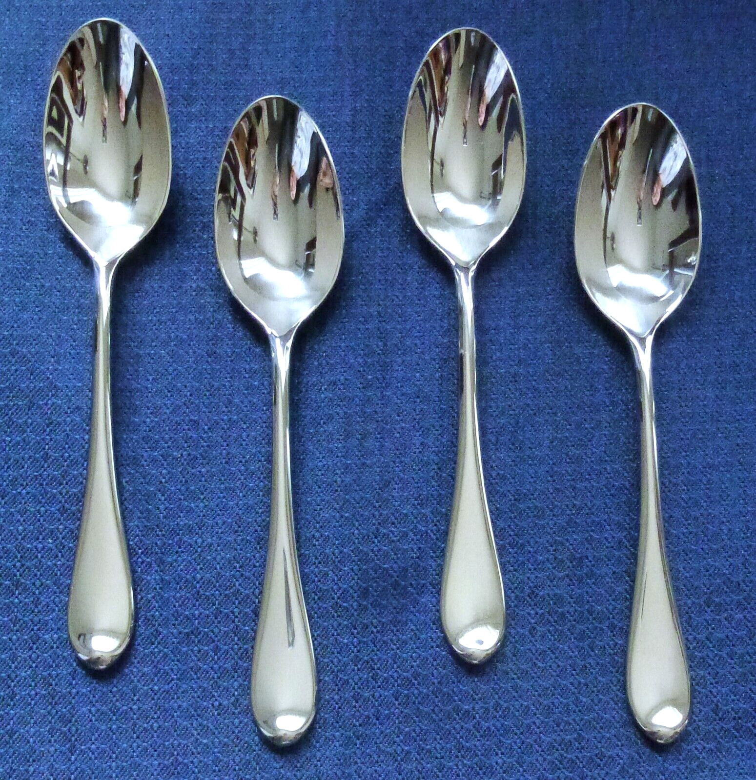 New Gorham STUDIO Glossy Set of 4 Oval Soup Spoons 18/10 Stainless Flatware (7")