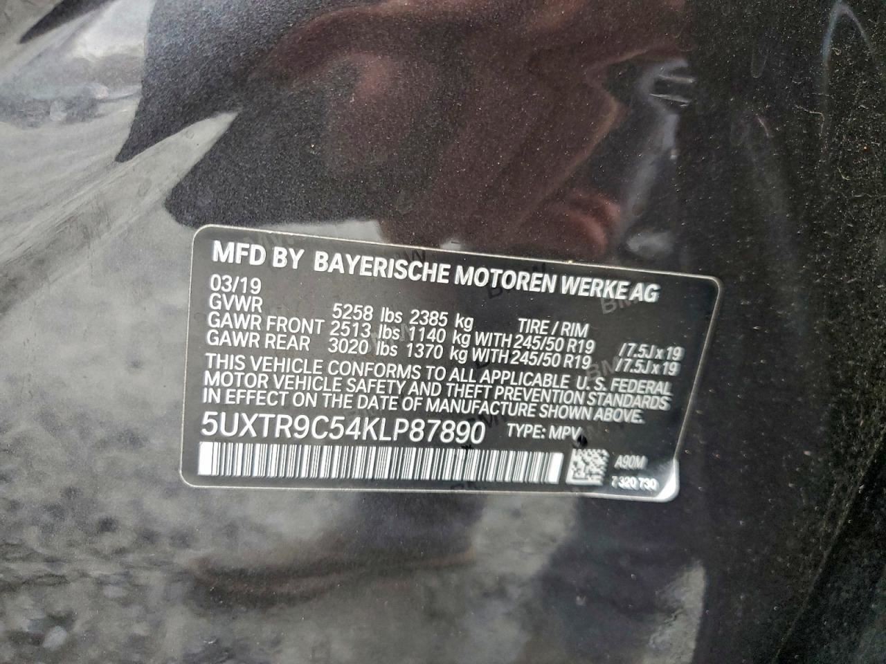 X3 2019 Glove Box 4962446