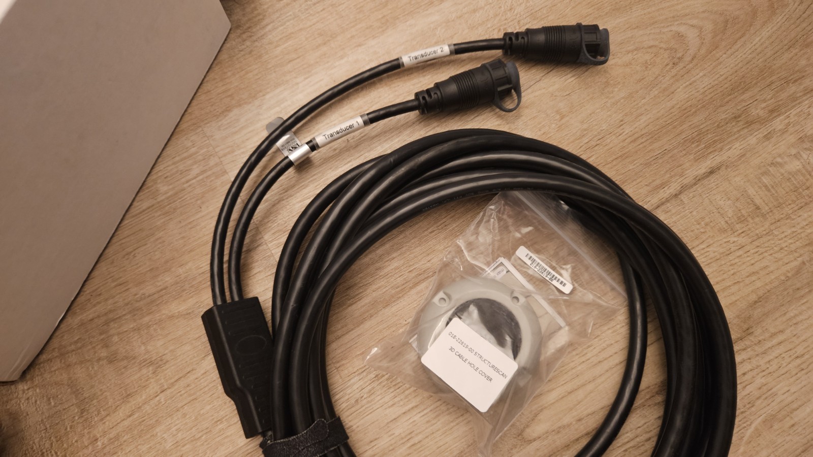 Lowrance/Simrad Structure Scan 3D Transducer + Module w/ Box.