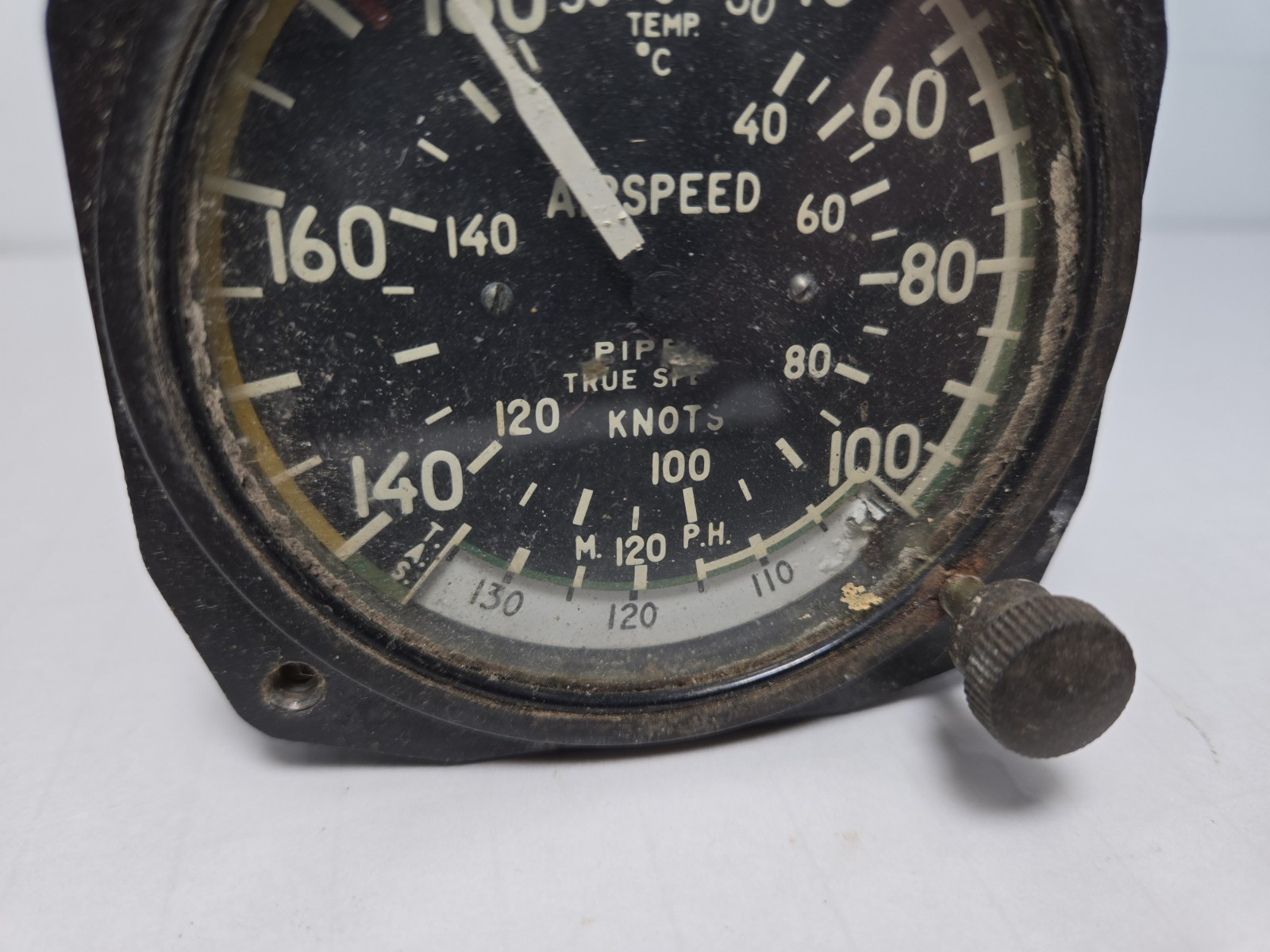 AEROMARINE INSTRUMENTS AIRSPEED INDICATOR P/N AS-391A