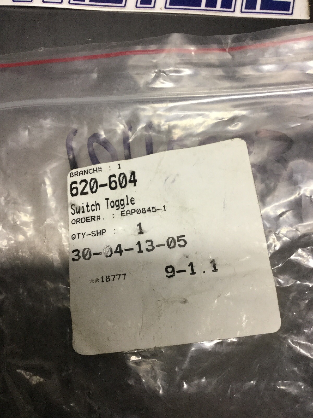 NEW, COOPER, 620-604, TOGGLE SWITCH, 1301-7B. (21C-4)