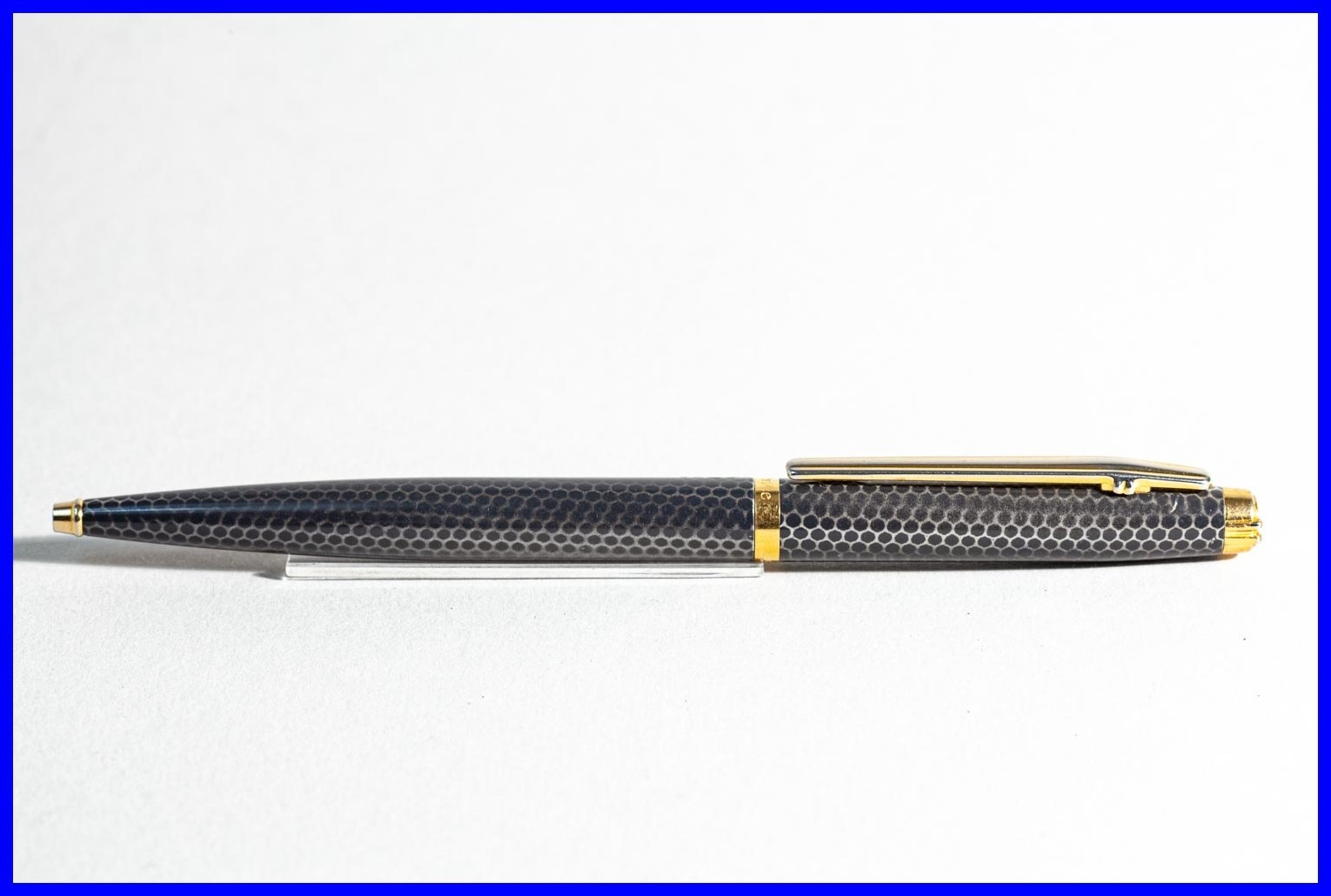 ÉLYSÉE Twist Ballpoint Pen In Cobra Design In Black, Gray & Gold