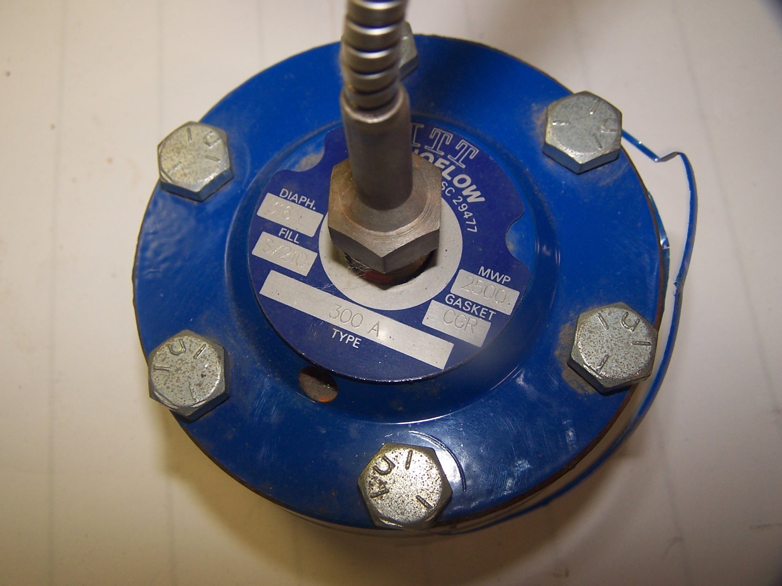 NEW ITT CONOFLOW PRESSURE SENSOR TYPE 300A WITH ITT PRESSURE SWITCH 115P1S648