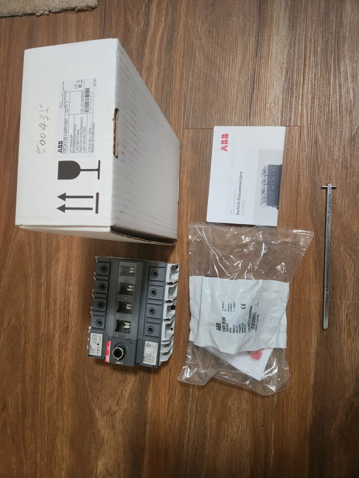 ABB 4P Pole Base Mounting Isolator Switch-160A Maximum Current,132kW PowerRating