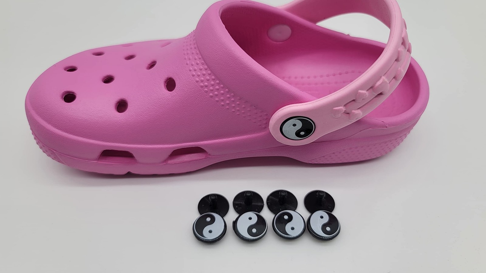YIN YANG REPLACEMENT RIVETS USA TX, BLACK