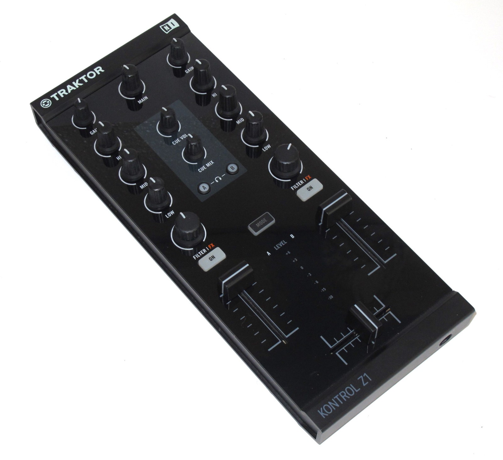 Native Instruments Traktor Kontrol Z1 DJ Mixing Interface MINT Bundle w/ USB PWR
