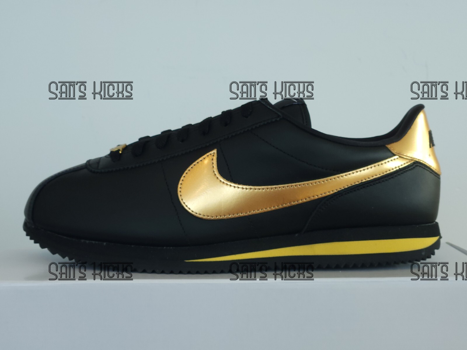 Men's Nike Cortez Prm Leather Triple Black Metallic Gold Swoosh Nike ID