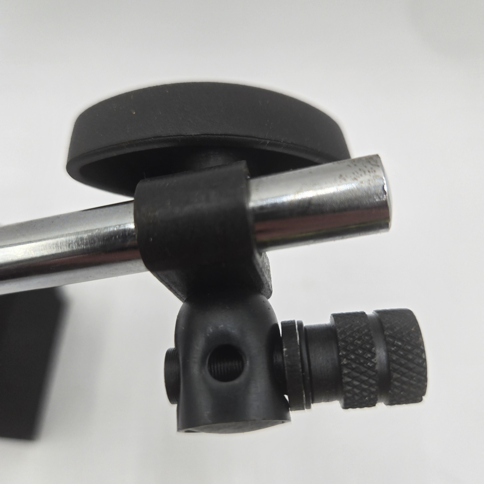 Multi-Positional Magnetic Base w/Fine Adjustment Flexible Joints Reach Out 12"