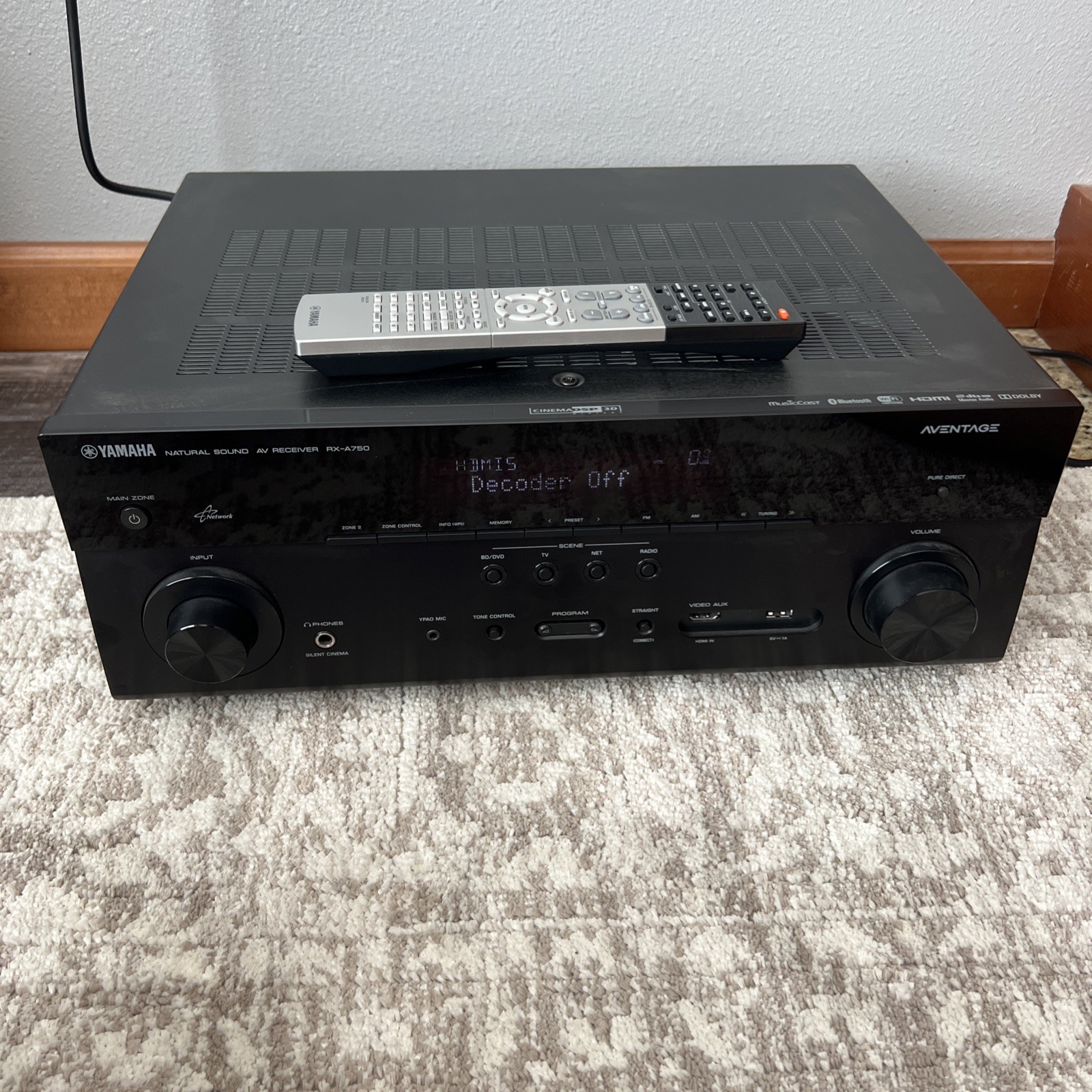 Yamaha RX-A750 AVENTAGE 7.2 Channel A/V Receiver Audio HDMI Bluetooth Black