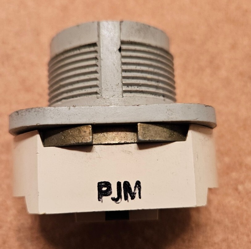 NEW, Allen-Bradley 800H-JR2 Series E, 3 Position Selector Switch