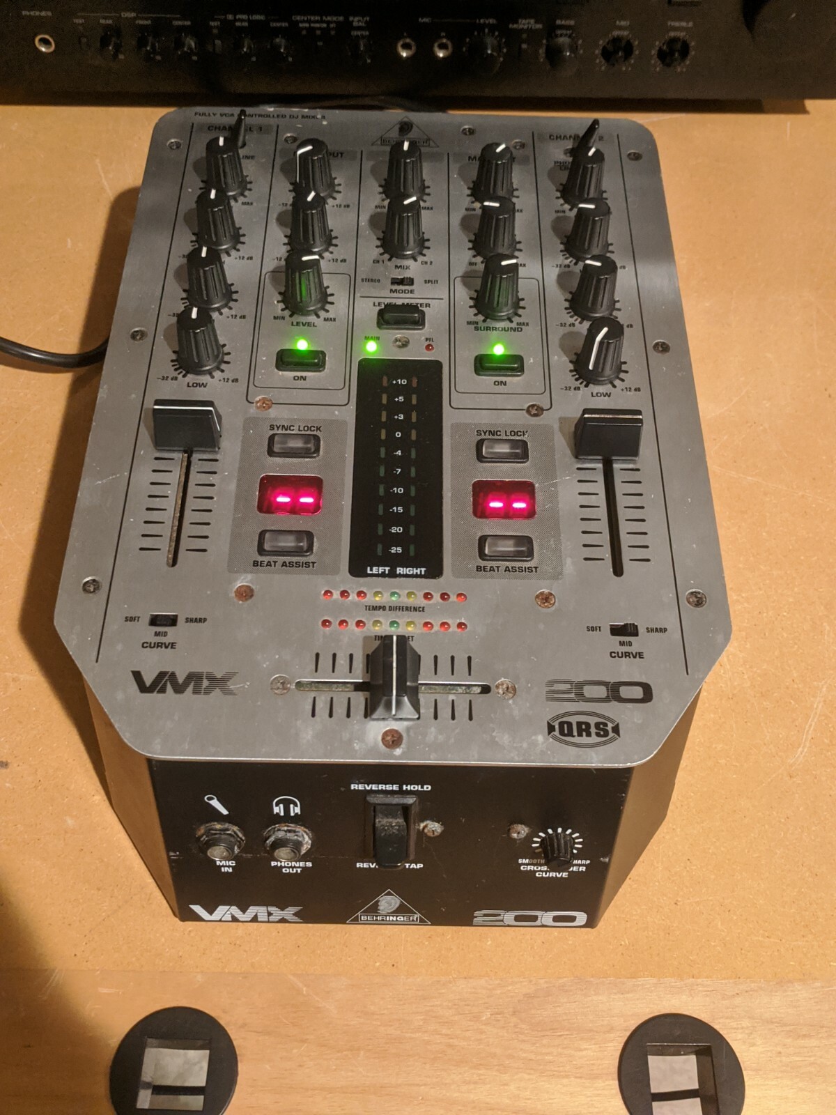 Behringer VMX200 PRO VCA PROFESSIONAL DJ Mixer 2 CHANNEL Nice & Working
