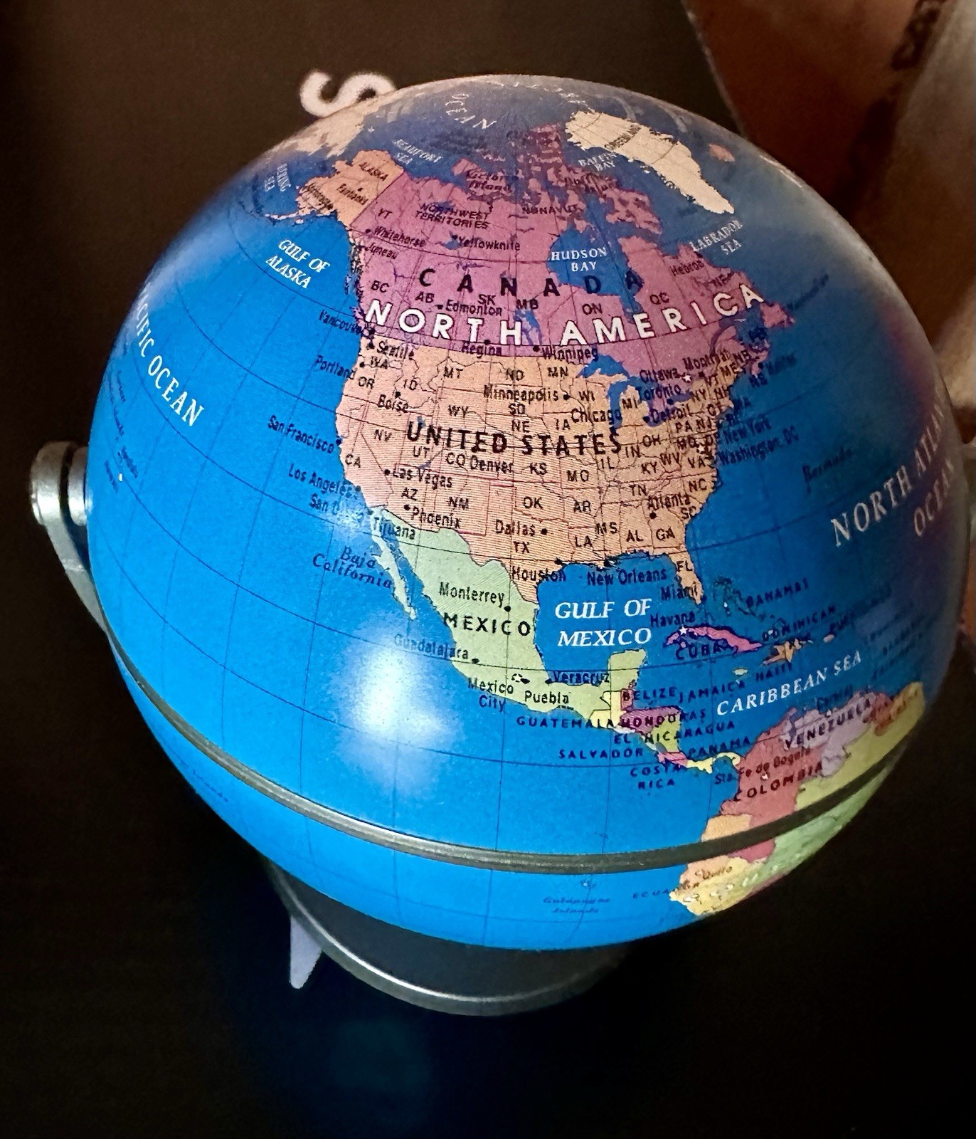 Hammond World Spinning Magnetic Globe Table Top 6"