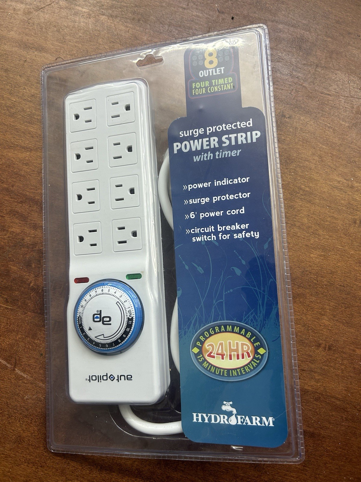 AutoPilot Surge Protector 8 Outlet Power Strip with 4 Timed Outlets. New.