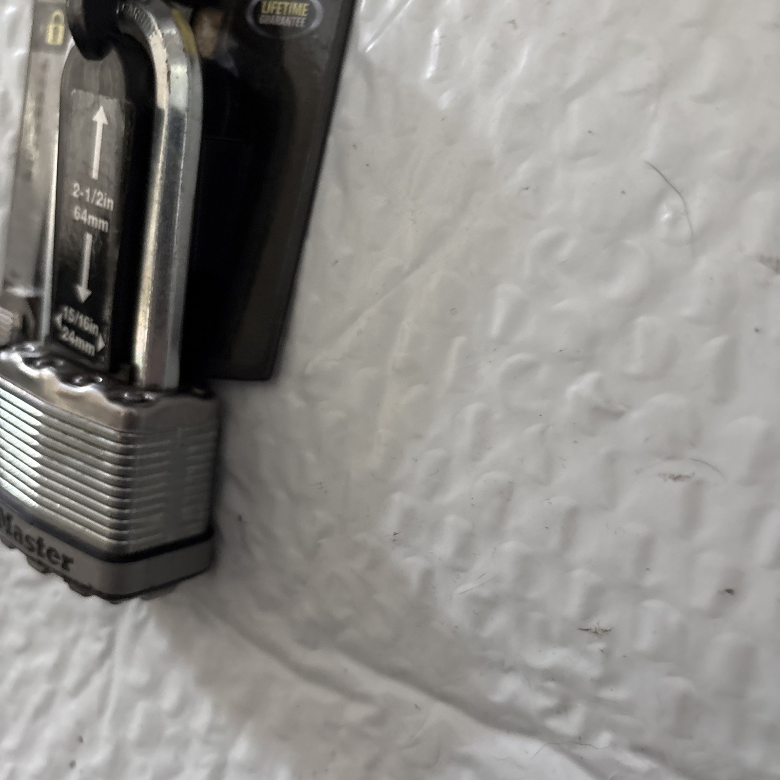Master Lock Magnum M5xkadlj 2-1/2” Shackle