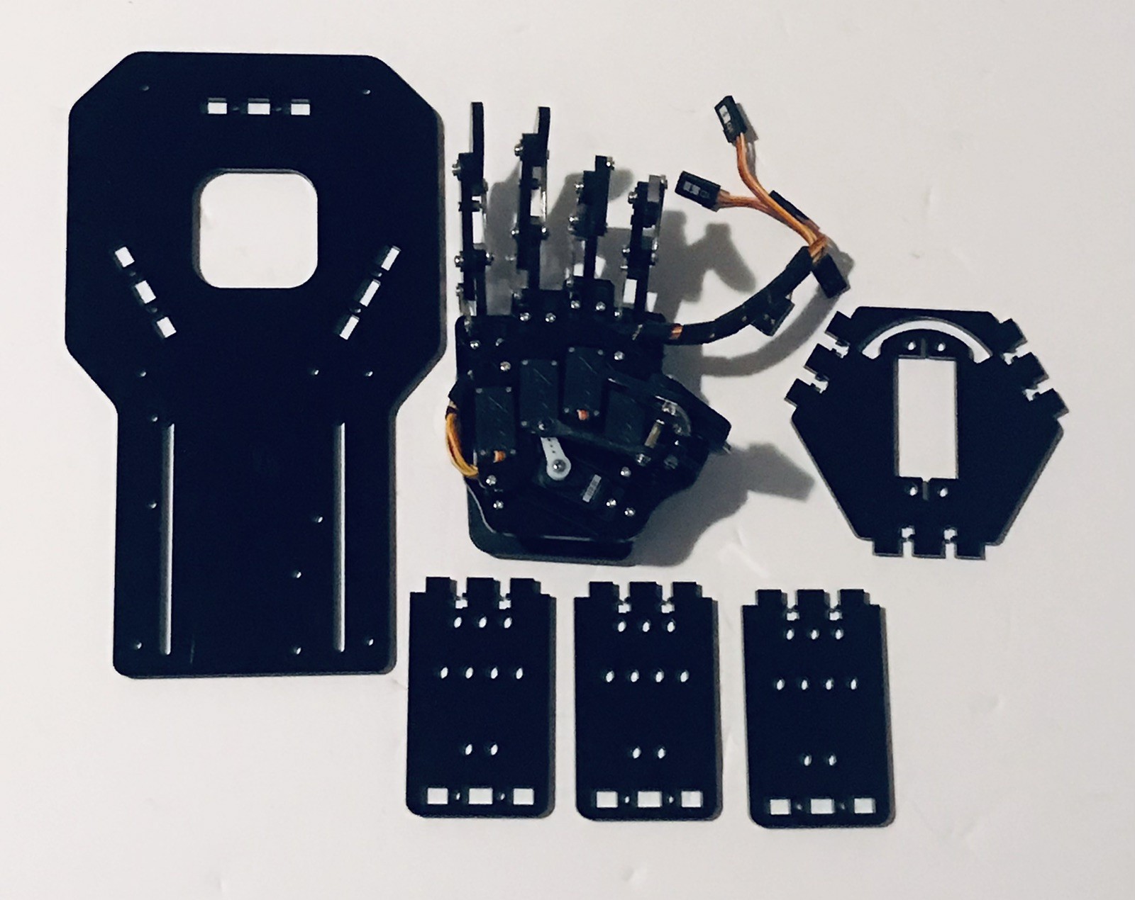 Brand New Hiwonder uHand Robotic Hand Programmable Robot Right Hand.