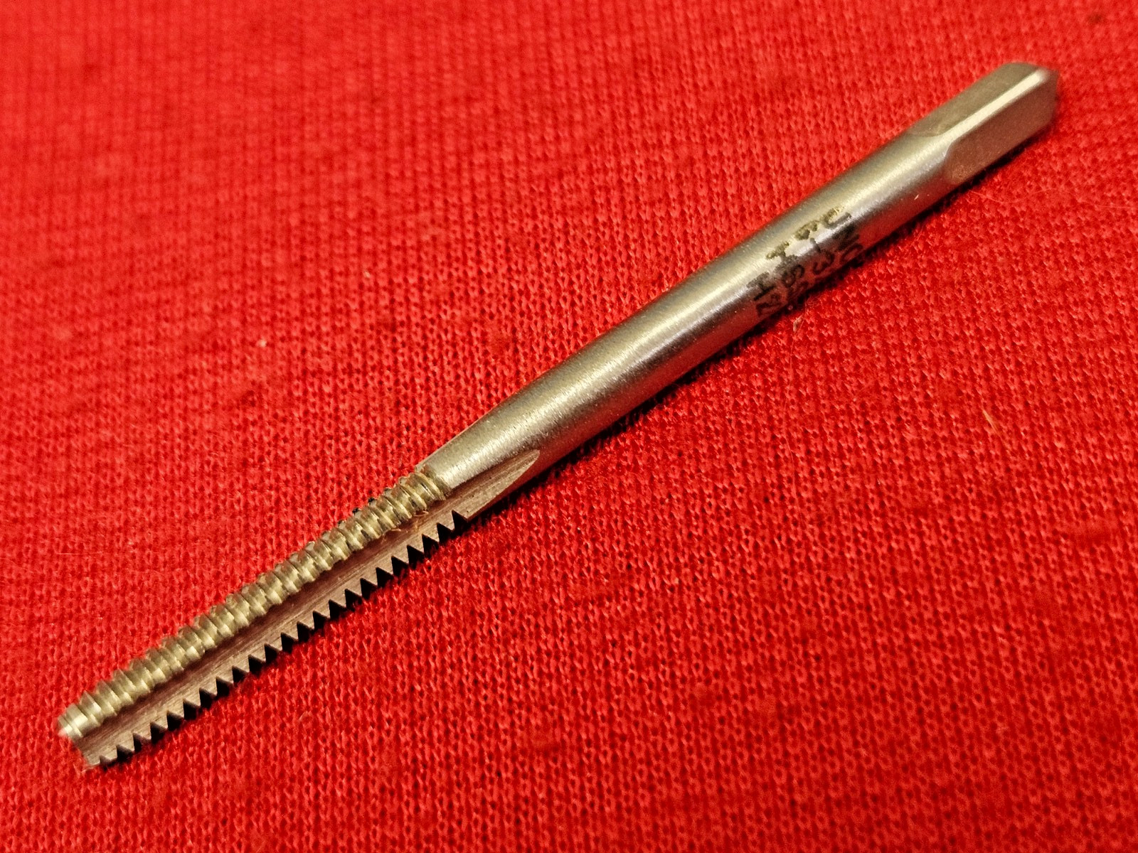 6-32 NC Bottom Hand Tap A1 121-20632 HSS 3FL GH2