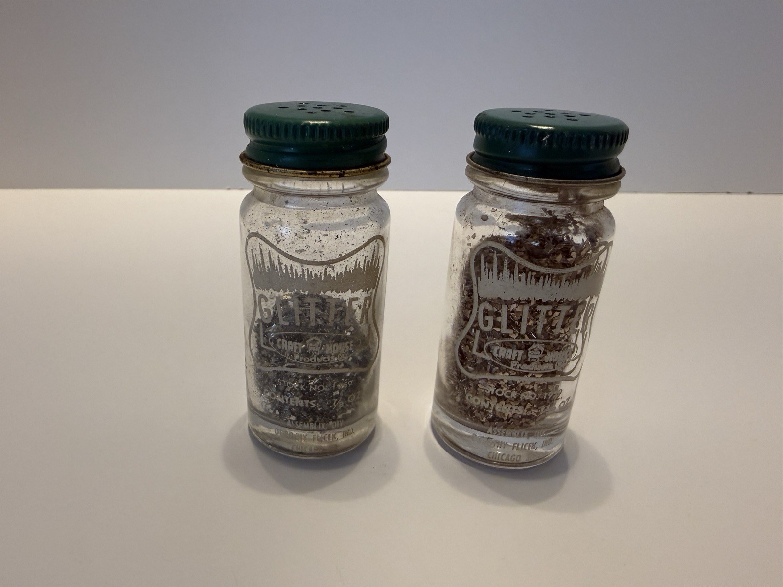 Craft House Products Silver & Gold Glitter Vintage Glass Bottles With Metal Lids