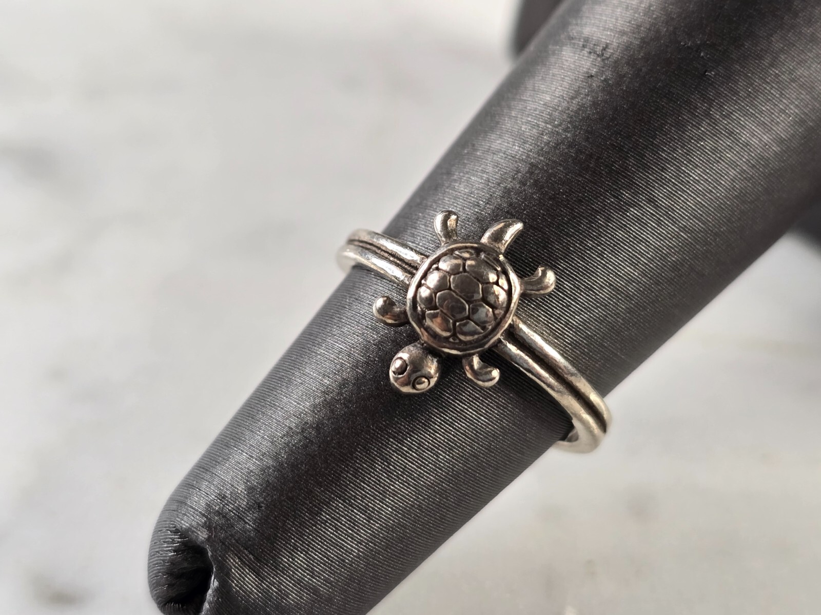 Womens Vintage Estate Sterling Silver Turtle Toe Ring 1.6g, E4560