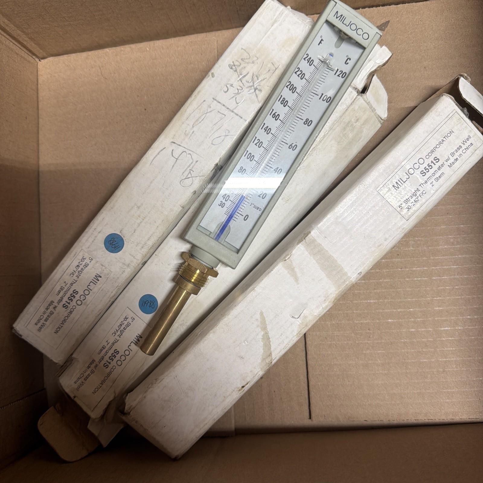 Miljoco S551S 5" Industrial Thermometer 30°F-240°F  Brass Thermowell W/Socket YA