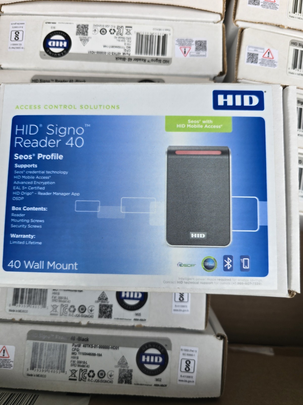 HID Signo Reader 40-Black With Seos Profile 40TKS-01-000000-HD01
