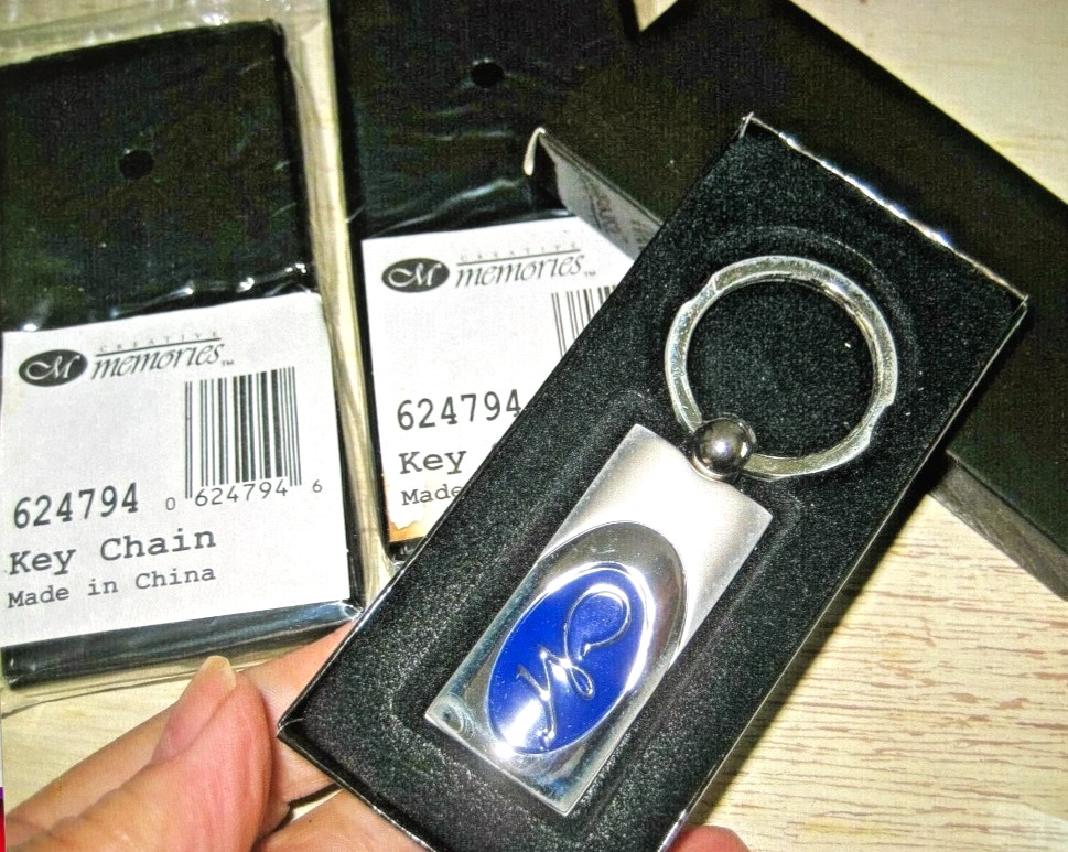BUY 1-2 New Creative Memories Blue Silver Metal Logo KEYCHAIN BOXED Consultant