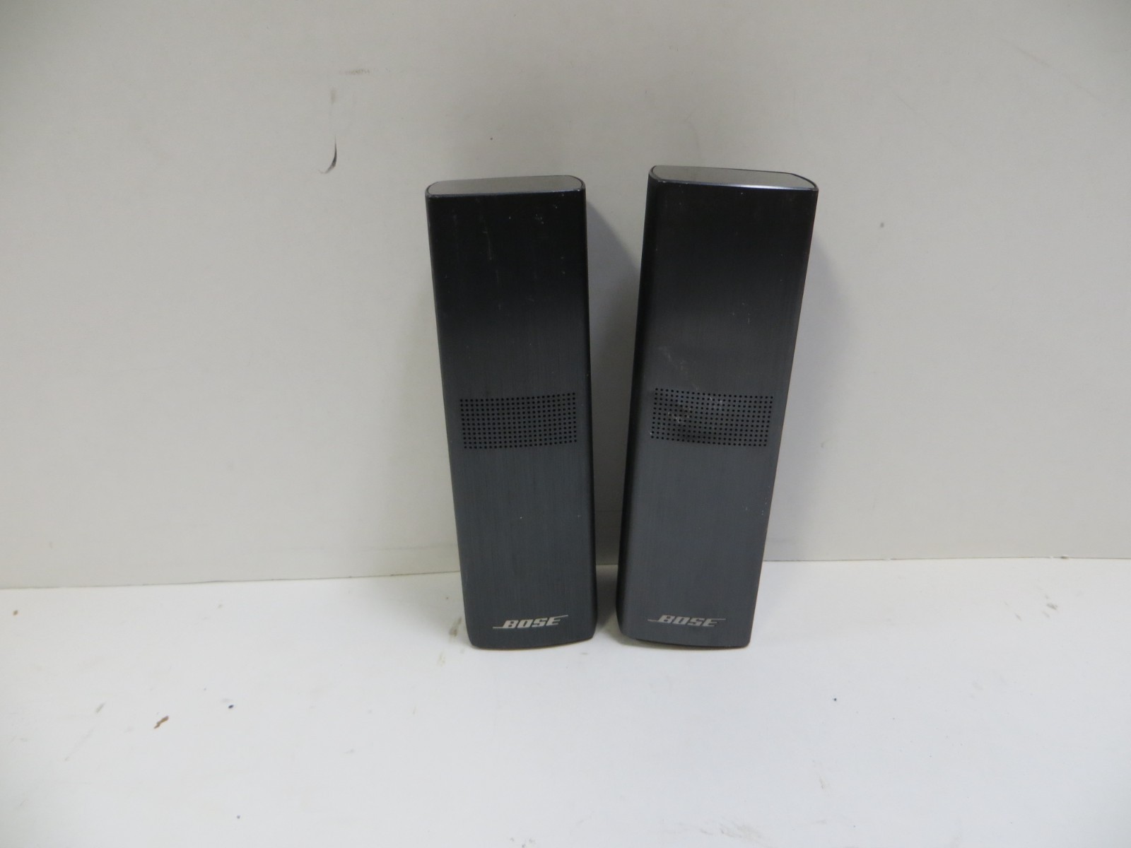 Bose OmniJewel Speakers Lifestyle 650 Tested! Pair of 2  dents / Scratches