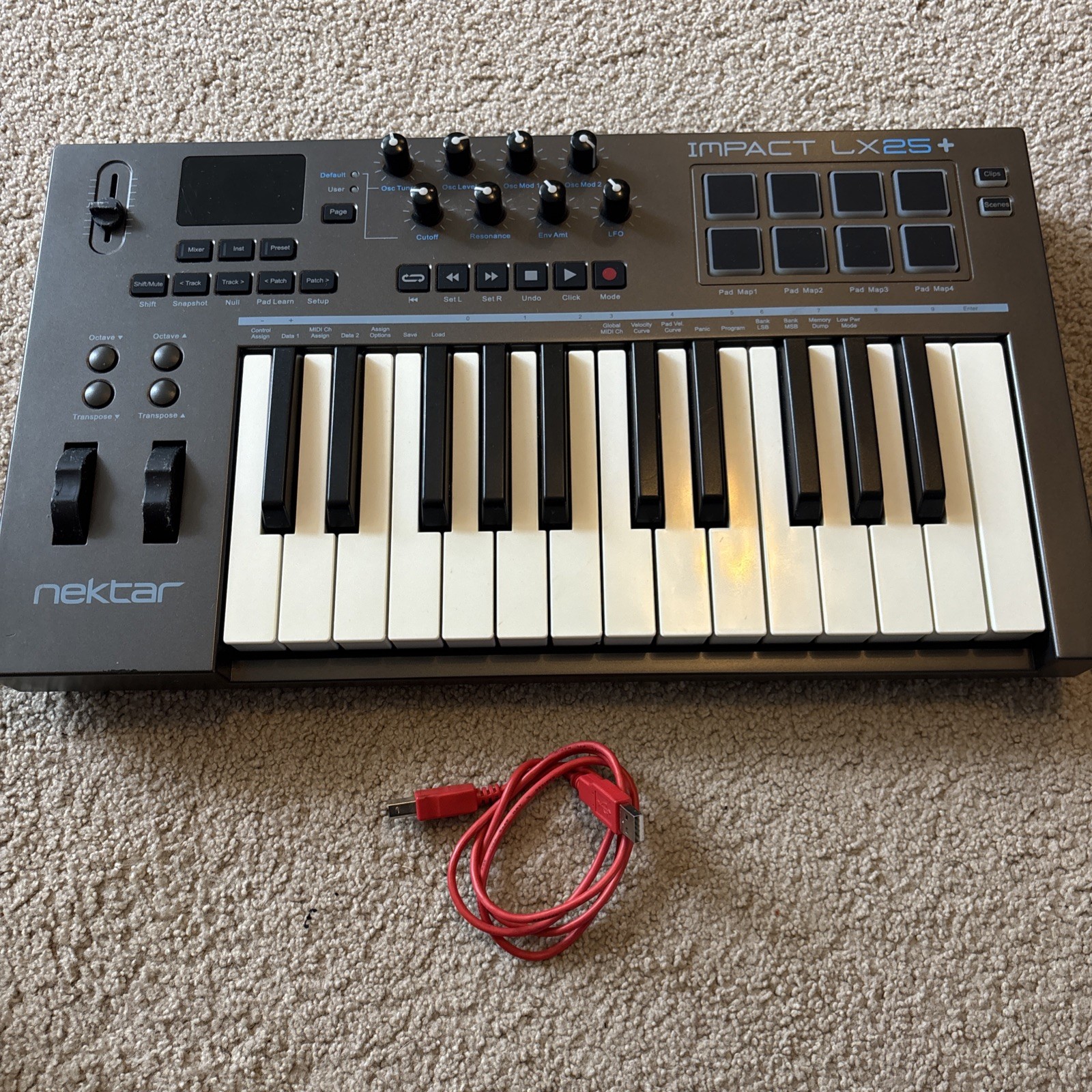 Nektar Impact LX25 USB MIDI Keyboard Controller 25-Key Drum Pads Tested