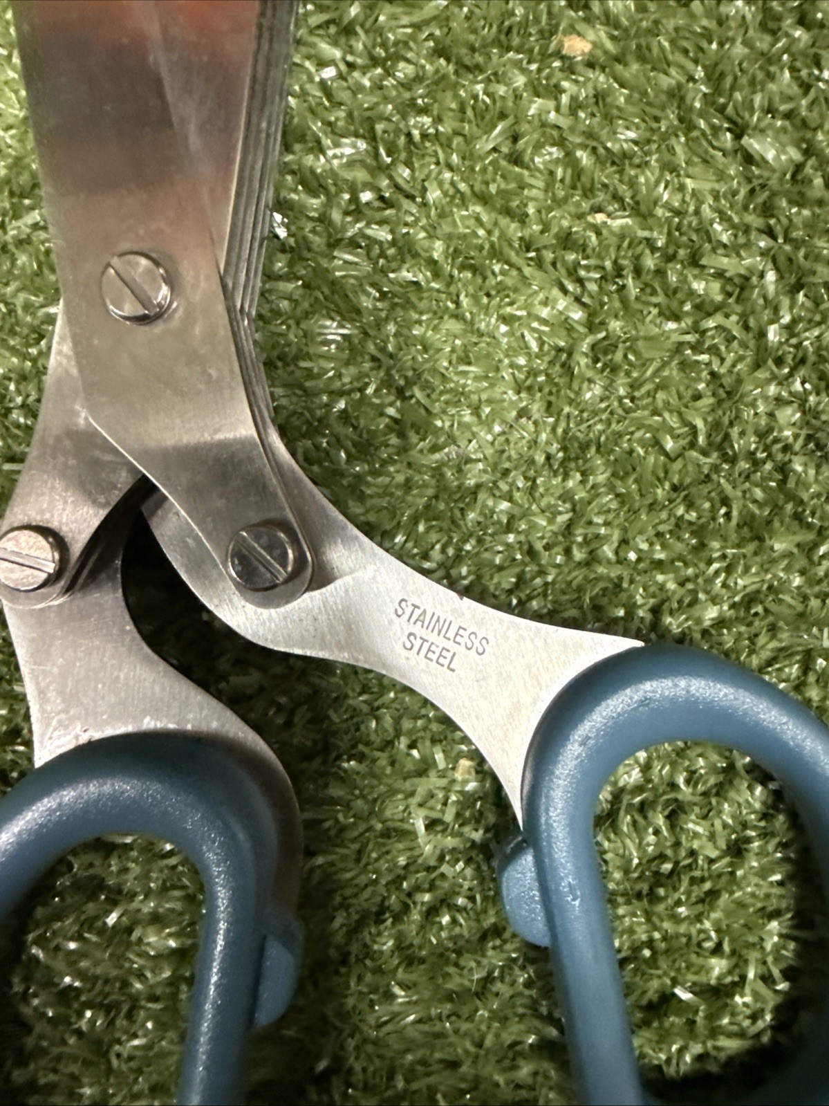 Stainless Steel Shredder Scissors 4" w Nylon Pouch