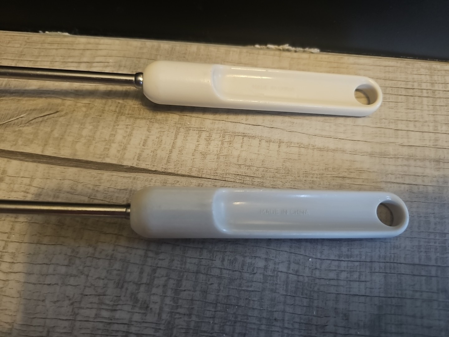 White Slotted Spoon Slotted Spatula Kitchen Utensils Retro White Handle 2 Set