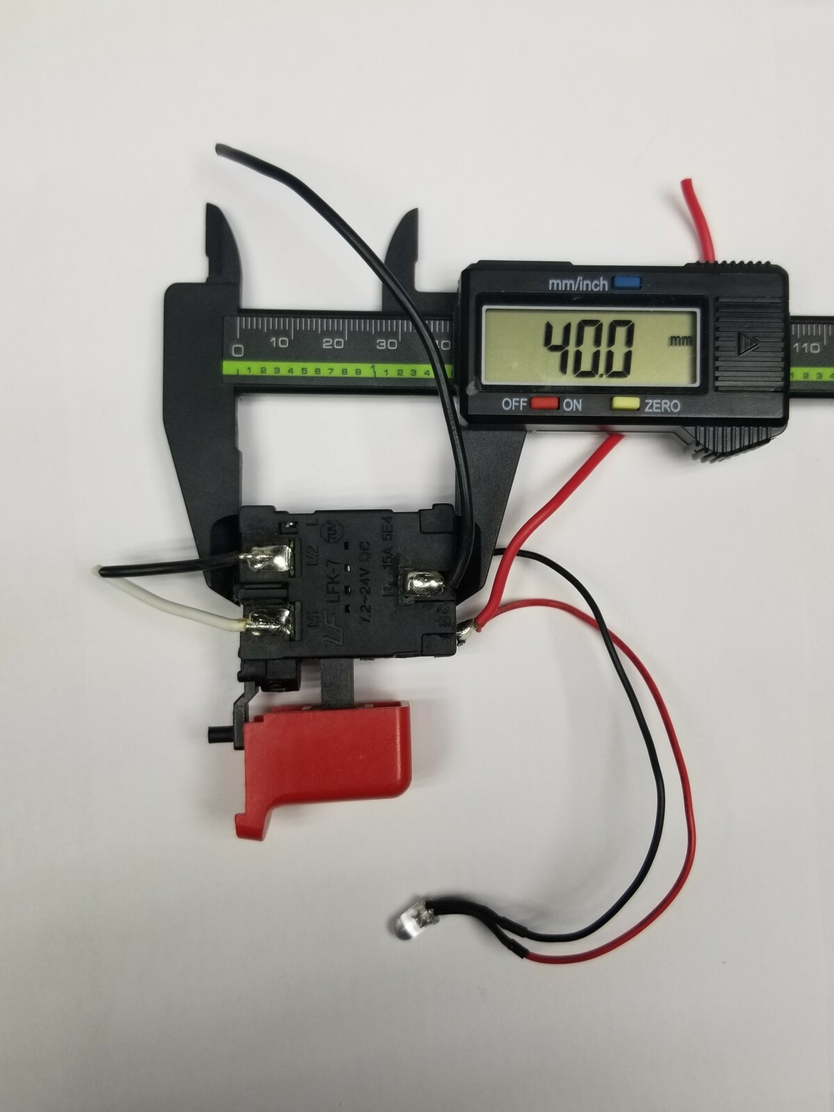 Trigger Switch - Double Pole Single Throw 7.2 - 24 v DC @ 15a Momentary DPST NO