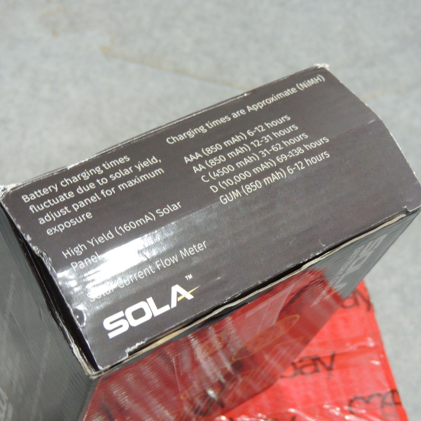 SOLA Rechargeable Battery Charger Integrated High Yield Solar Panel
