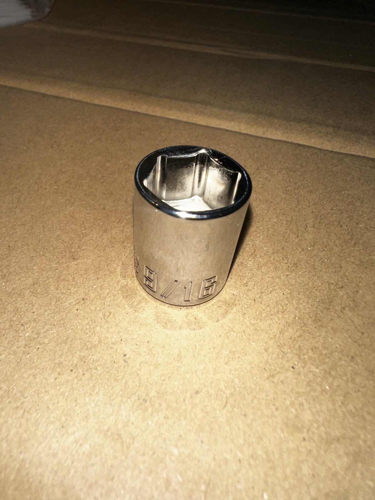CRAFTSMAN Shallow Socket, SAE, 1/4-Inch Drive,9/16-Inch, 6-Point CMMT43480. 0473