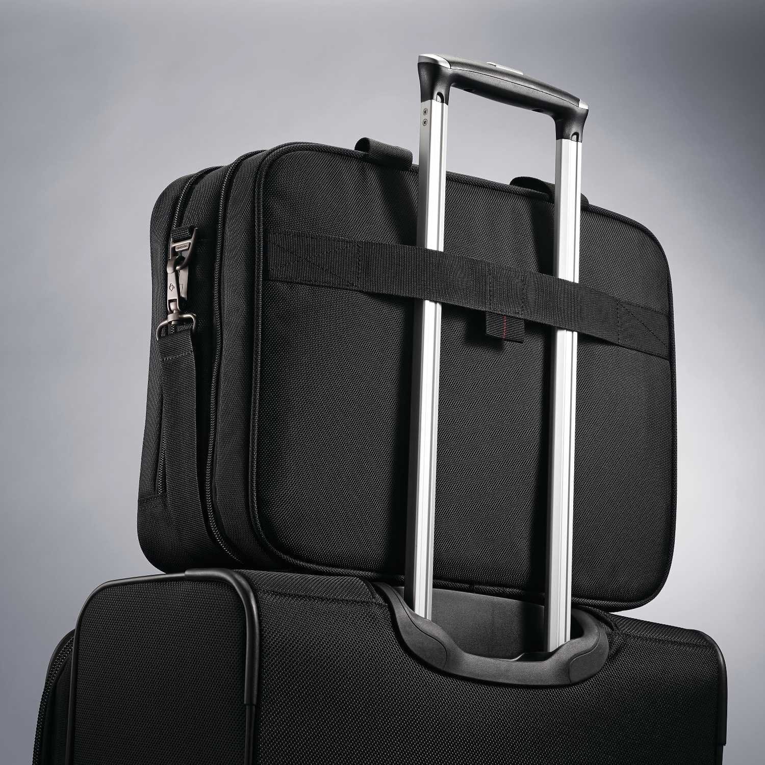 Samsonite Xenon 3.0 Gusset Check-Point Friendly Tech Locker Brief, Black, Do...
