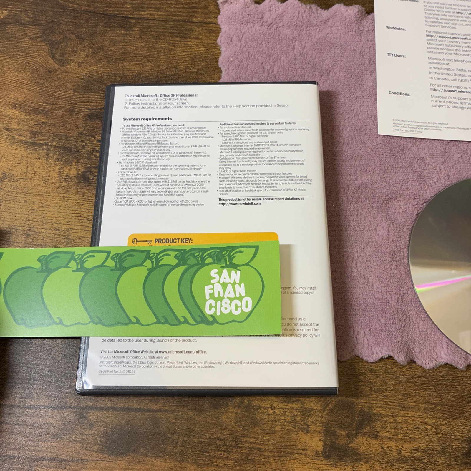 Microsoft Office XP Professional Suite Version 2002 CD with Product Key Included