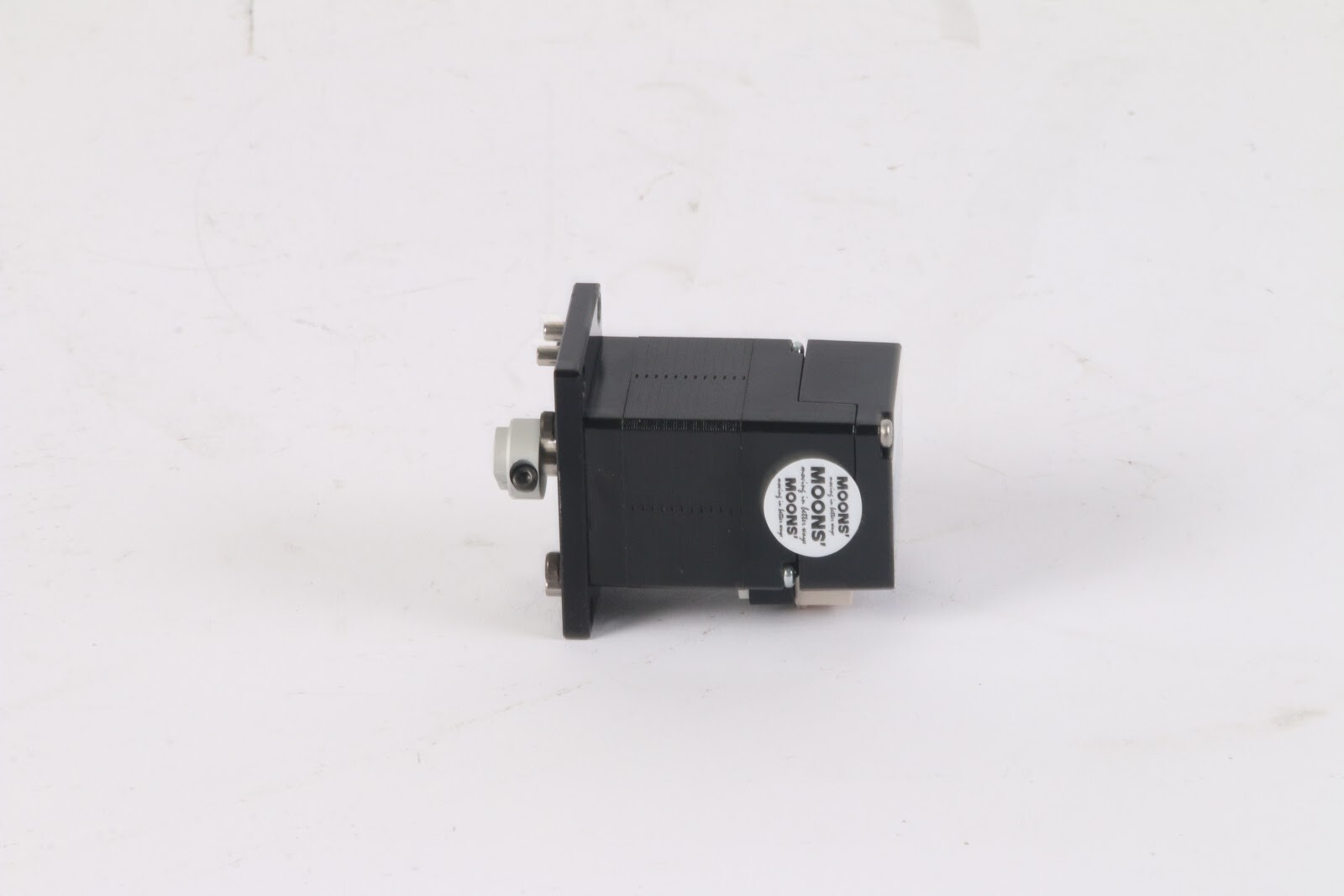 Moons AM11SS1DMA SS Series Stepper Servo Motor
